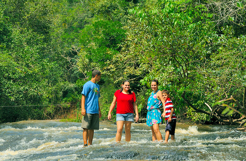 nascente da areia, criando uma espécie de areia movediça. - Picture of Areia  que Canta, Brotas - Tripadvisor